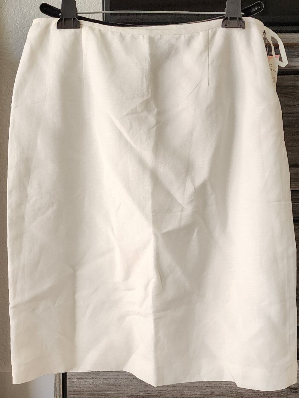 Le Suit Classic Linen White Women's Skirt 10 NWT